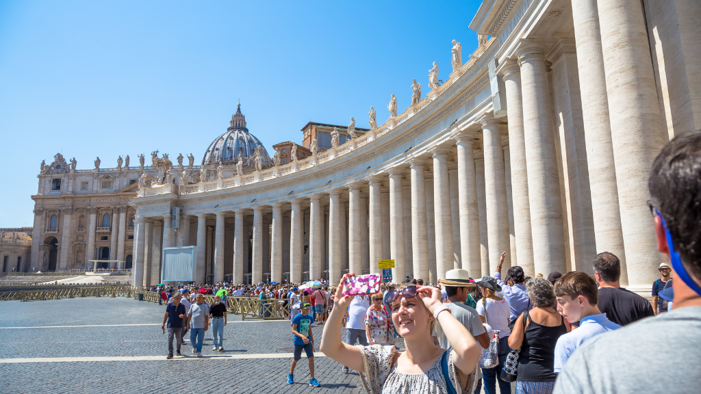 Caro Marsilio, il problema dell’overtourism non riguarda affatto il turismo…